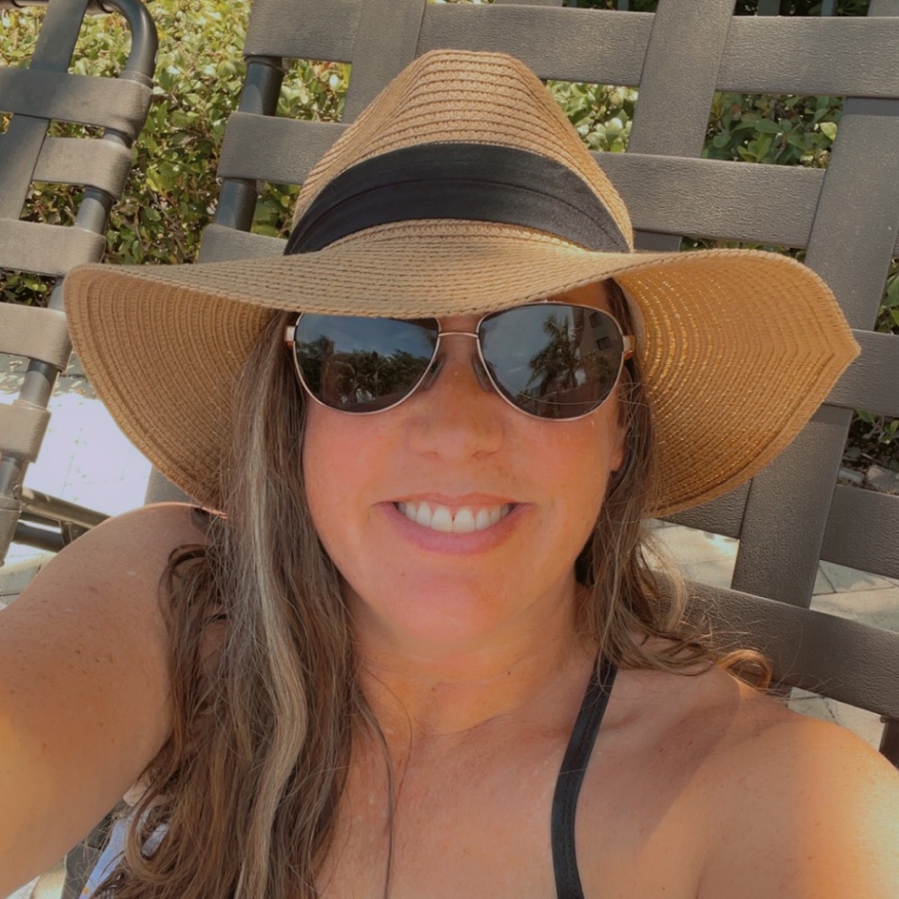 Meet your Posher, Jennifer